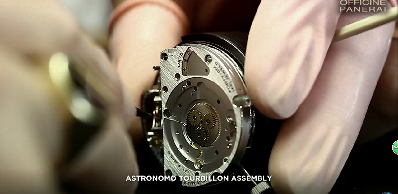 浪琴手表官网售后电话（浪琴表带发黄）