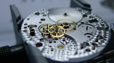 浪琴手表坏了怎么修（浪琴密封性变差）